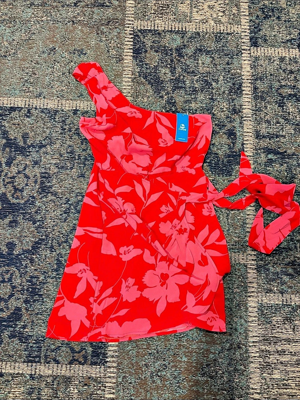 One shoulder Cupshe Floral Swim Coverup in Red & Pink Size Small NWT
